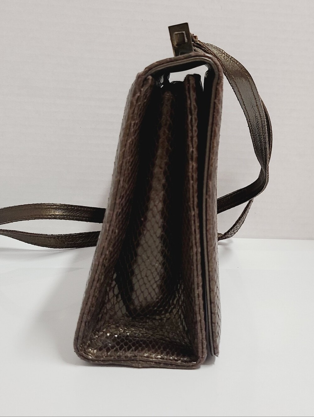 Stuart Weitzman Vintage Brown Snakeskin Embossed Leather Crossbosy Bag - Picture 6 of 16